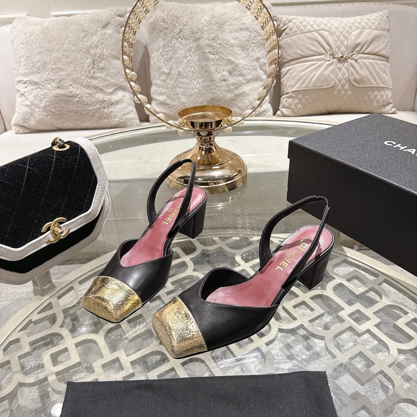 CC 26s Square-Toe High-Heeled Slingbacks 6cm Black Gold Leather 736103