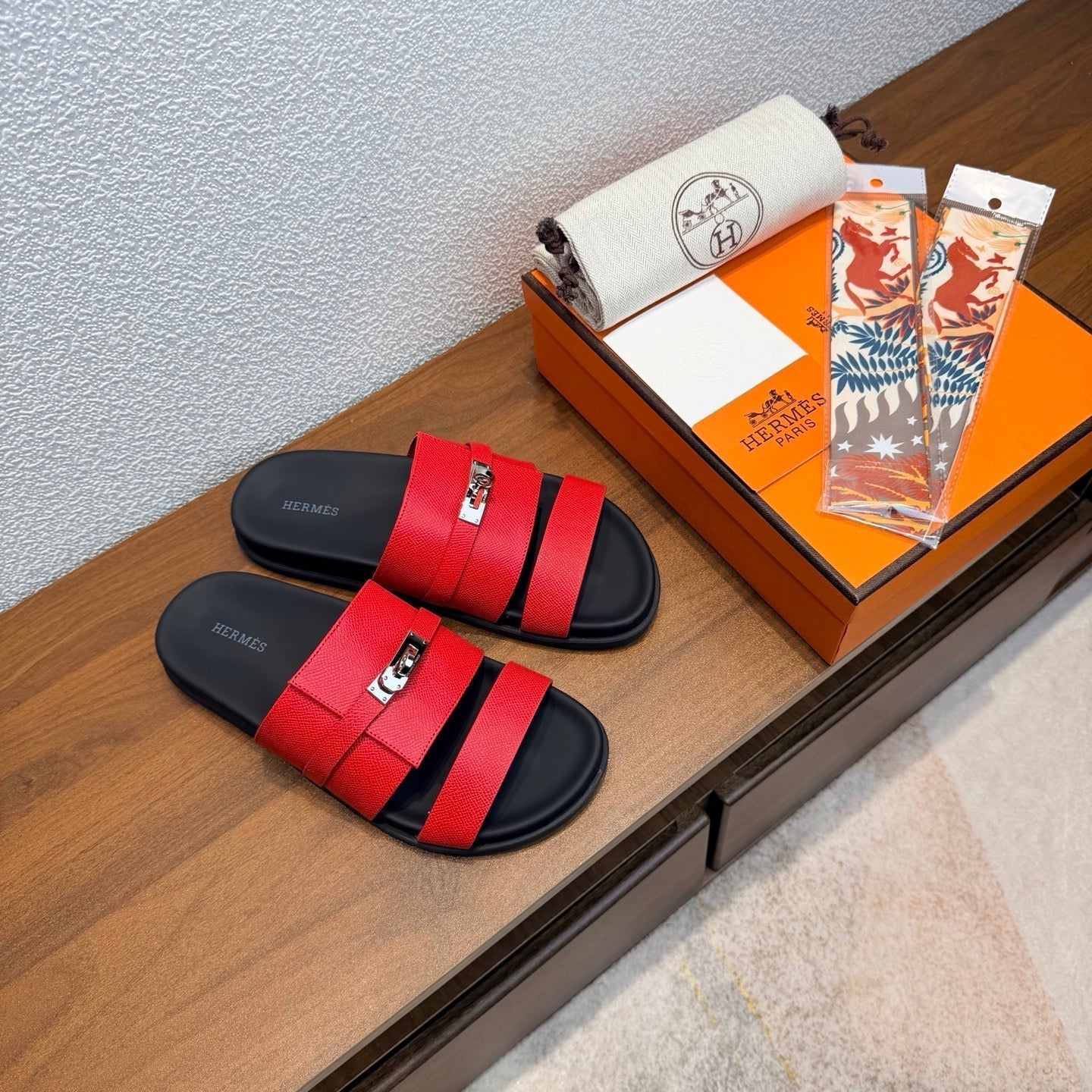 HM Jackson Sandals Red Espom Leather 707177
