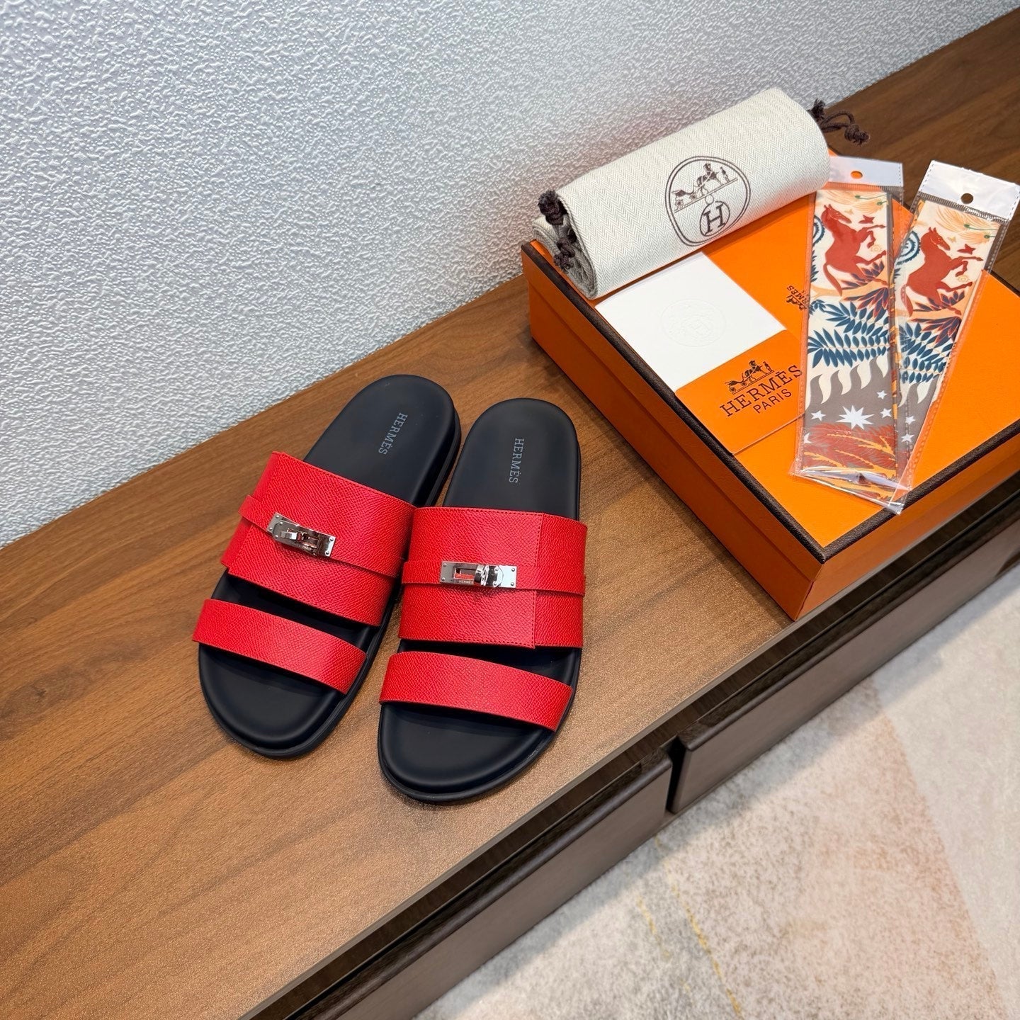 HM Jackson Sandals Red Espom Leather 707177