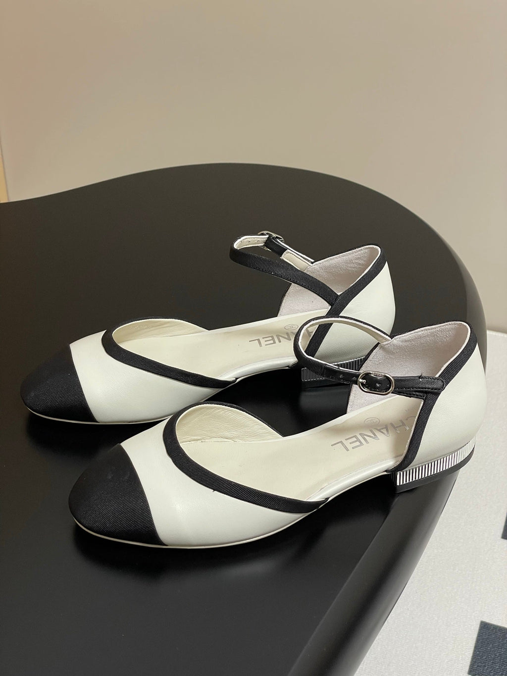 CC 25P Small Hollow Mary Jane White Sheepskin Black Grosgrain 247726