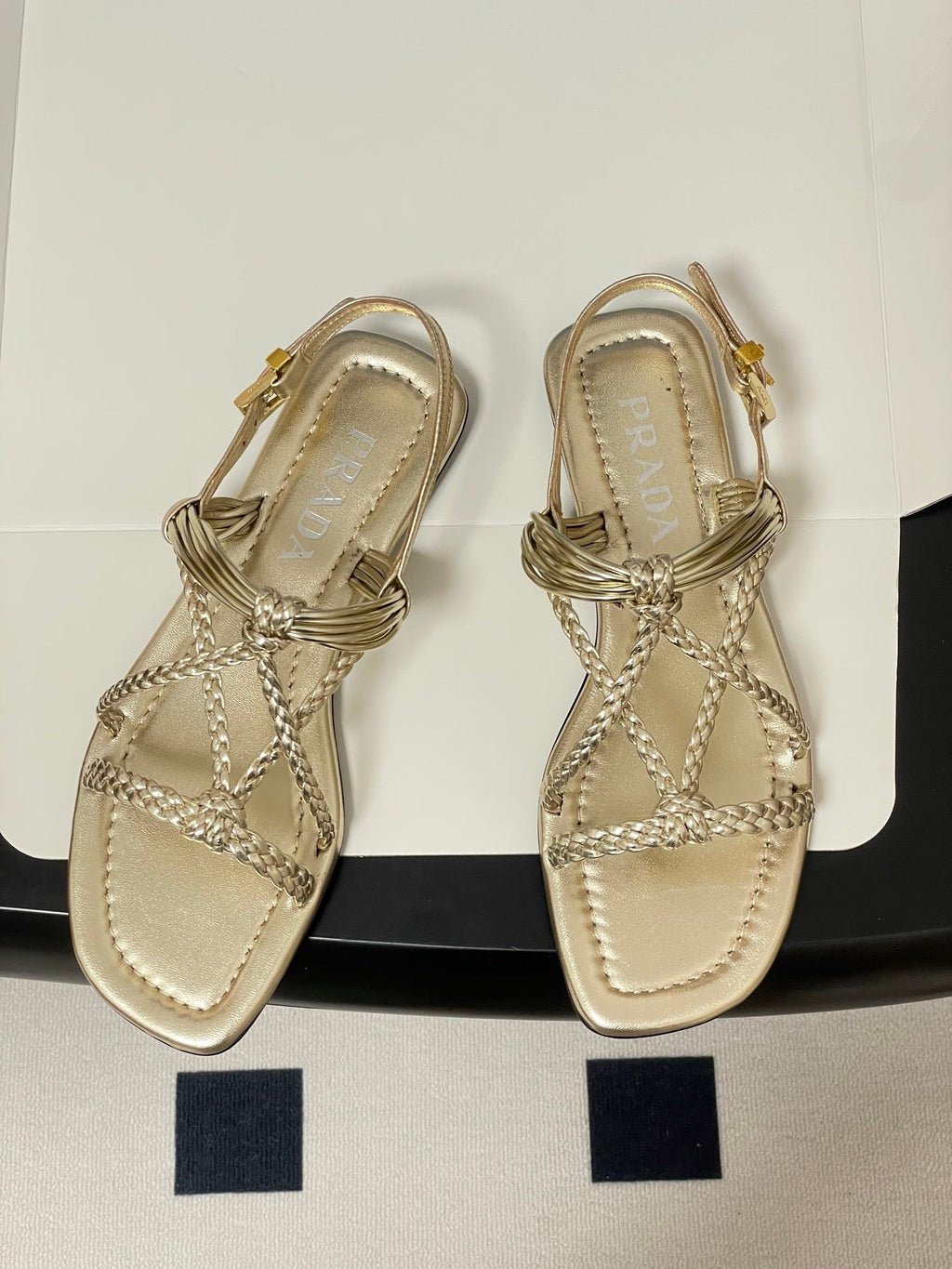 Pra Strappy Flat Sandals Gold Sheepskin 834809