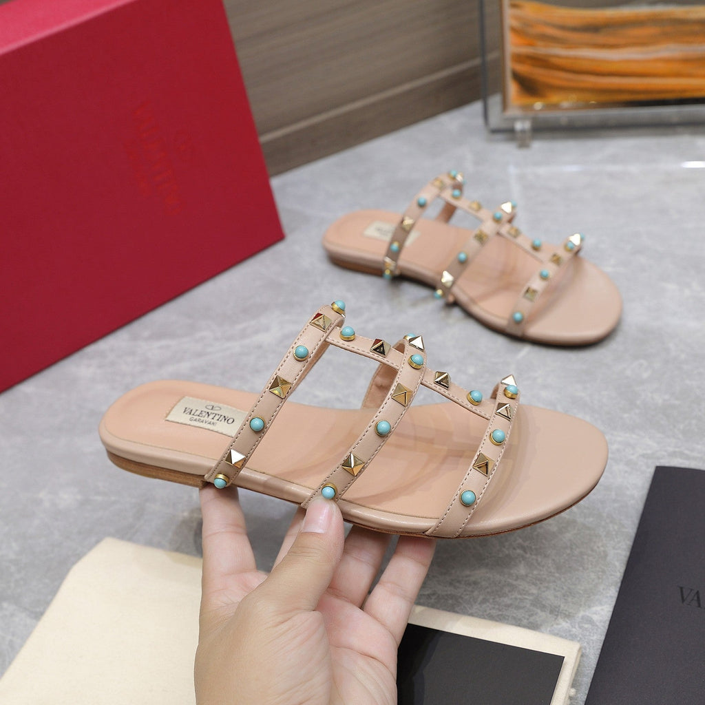 VT 25 Rockstud leather slides Nude Sheepskin 289662