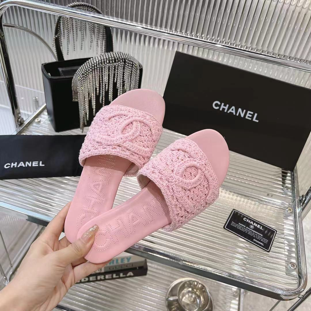 CC 26s Slippers Light Pink Lambskin