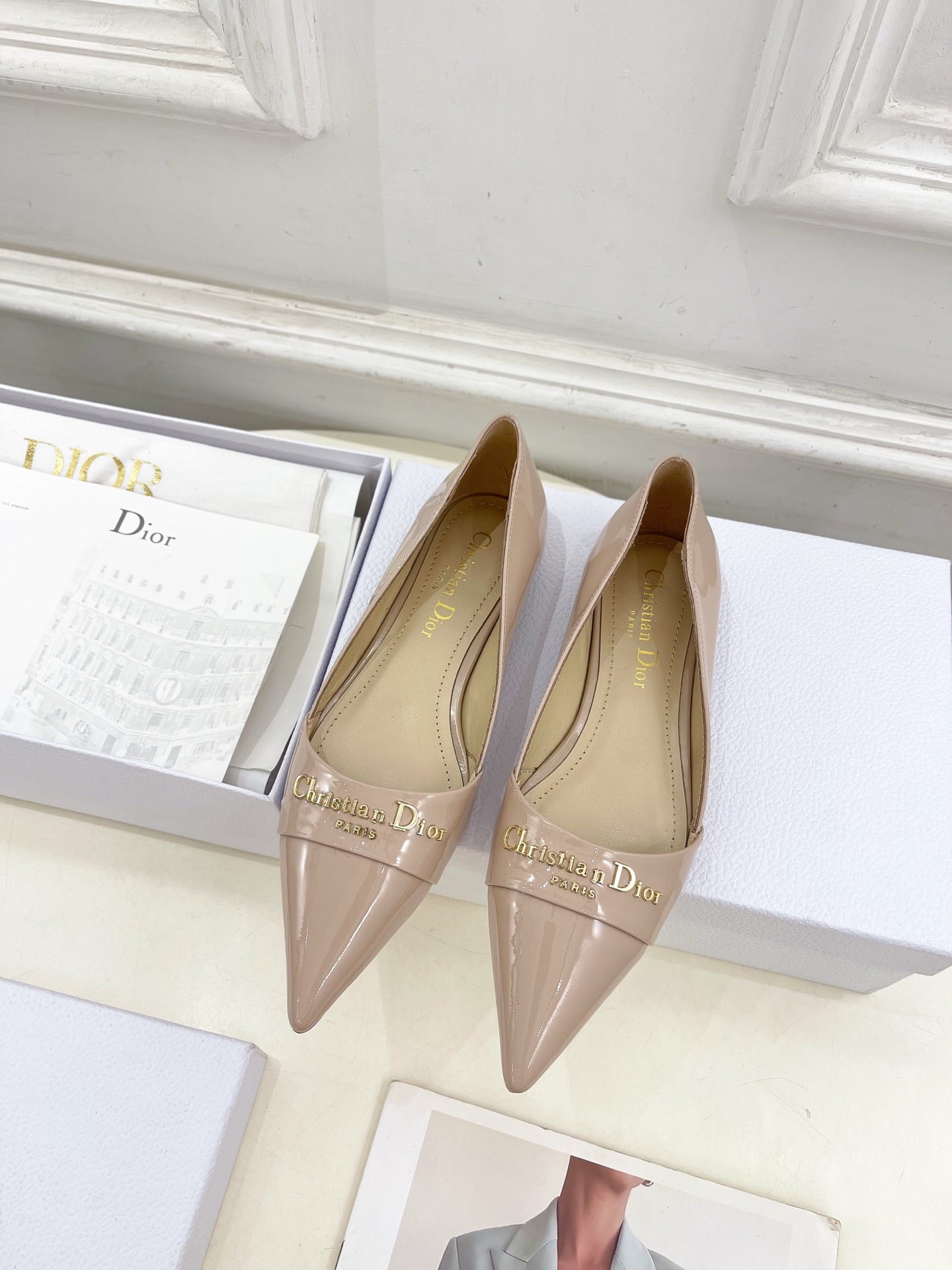 CD 25 Pump Flat Pink Nude Patent Leather 307414