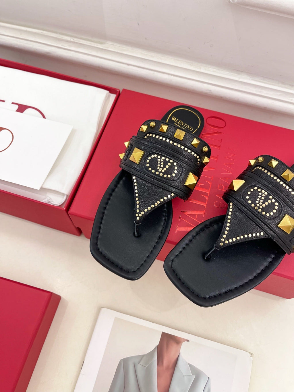 Plaster Caster Buffalo Thong Sandal Black Calfskin And Cowhide 307474Plaster Caster Buffalo Thong Sandal Black Calfskin And Cowhide 307474