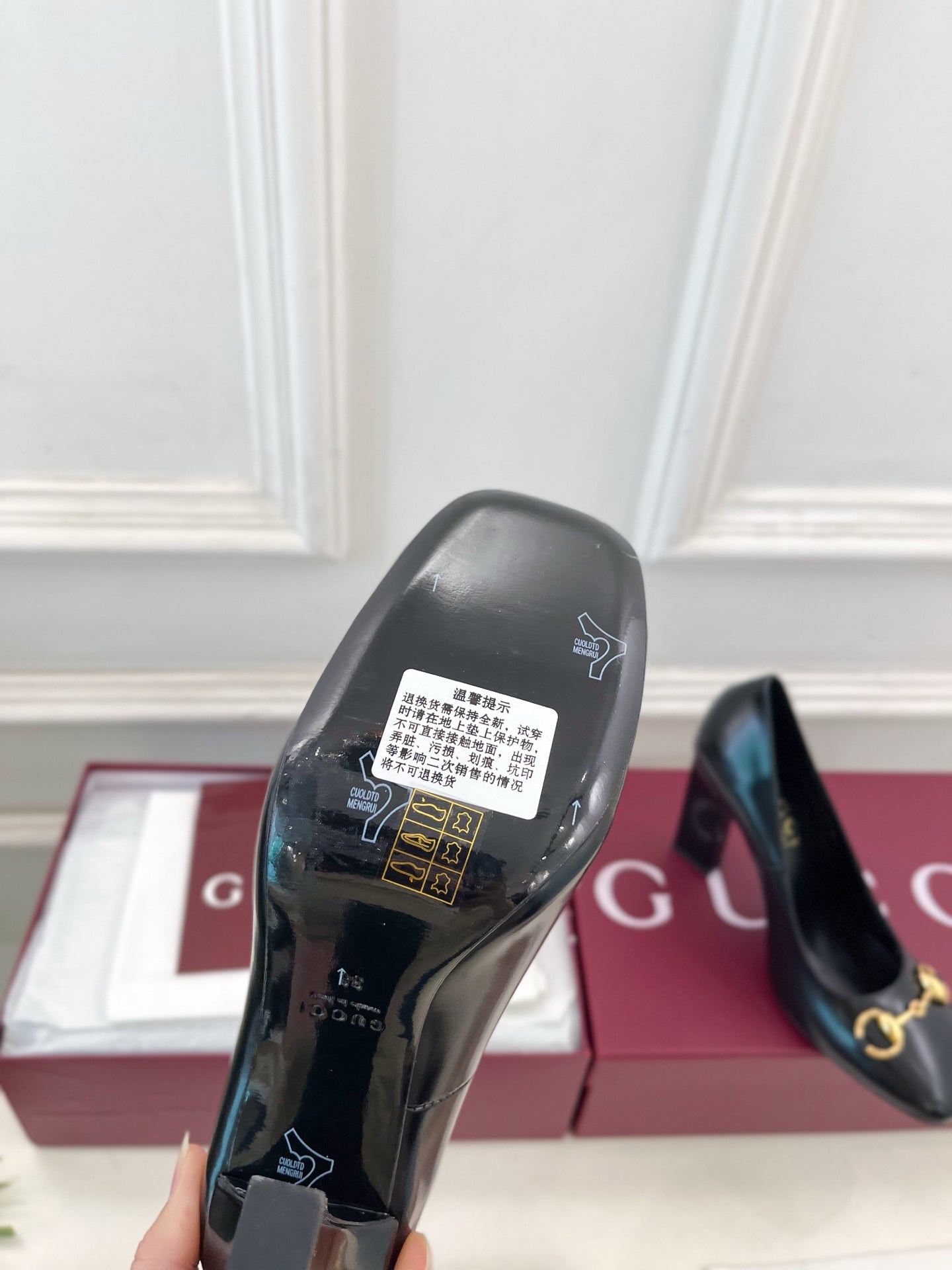 GG 26s Signora Pump 10cm Black Leather 640300