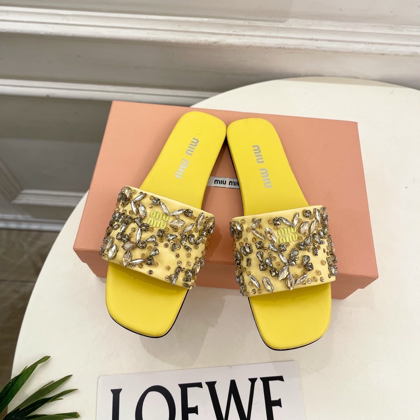 Miu 26s Rhinestone Flat Sandals Yellow Sheepskin Silk 891870