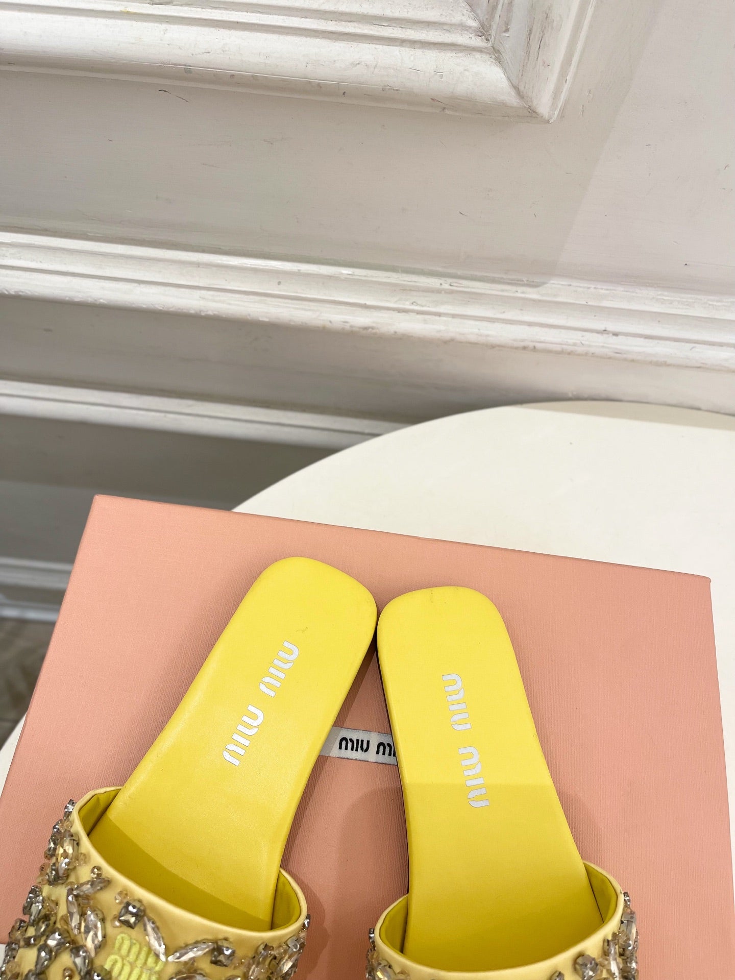 Miu 26s Rhinestone Flat Sandals Yellow Sheepskin Silk 891870