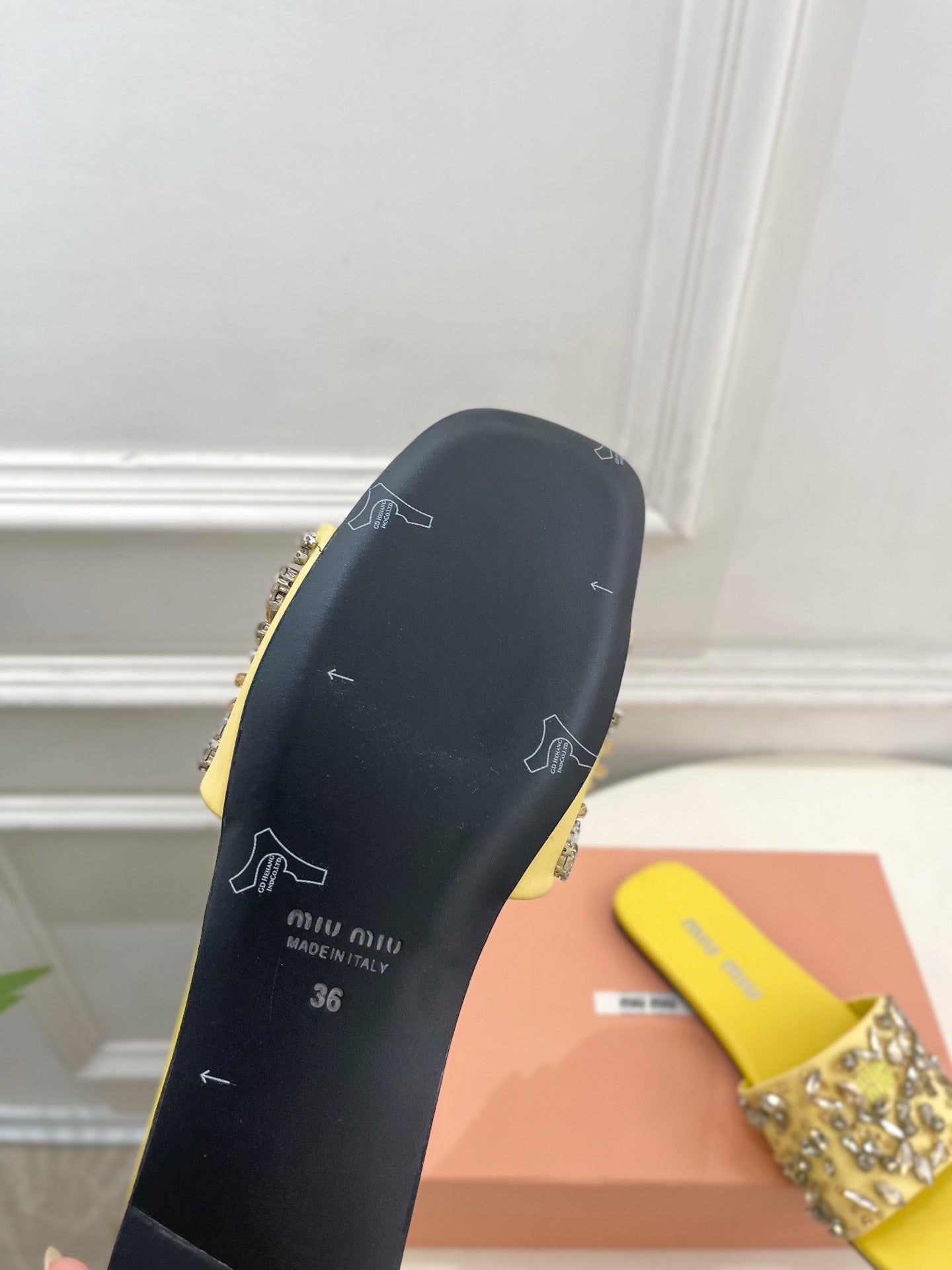 Miu 26s Rhinestone Flat Sandals Yellow Sheepskin Silk 891870