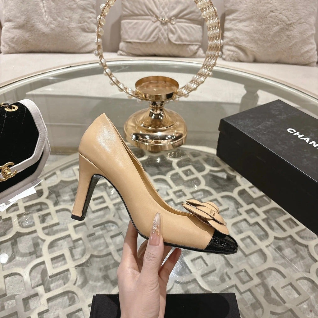 CC 26s High Heels Pump 85 Beige Black Sheepskin 627009