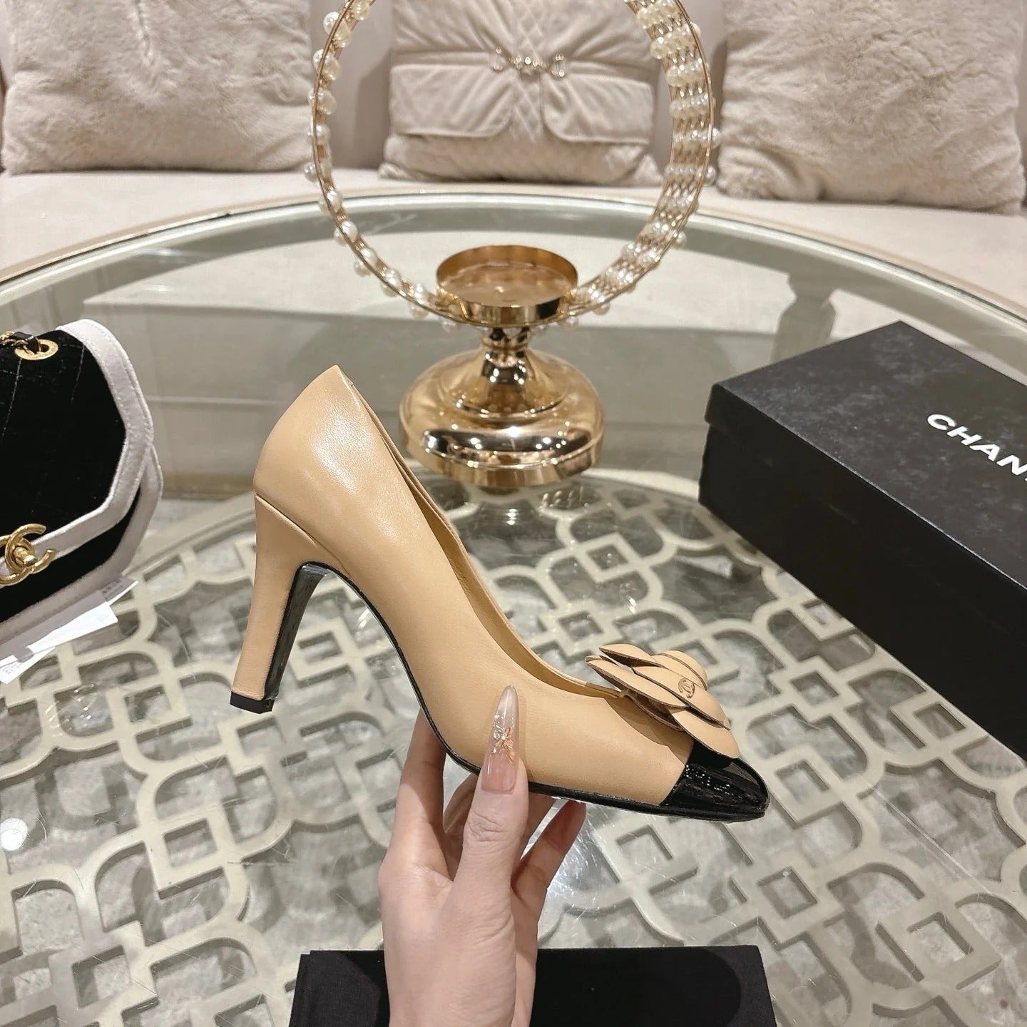 CC 26s High Heels Pump 85 Beige Black Sheepskin 627009