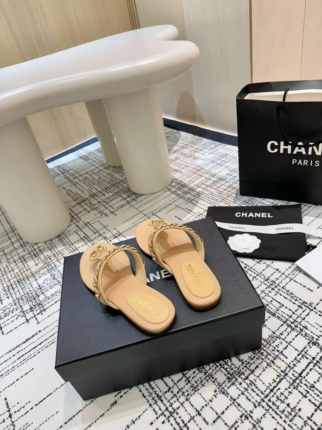 CC 2026 Thong Sandals Calfskin Chain 790087