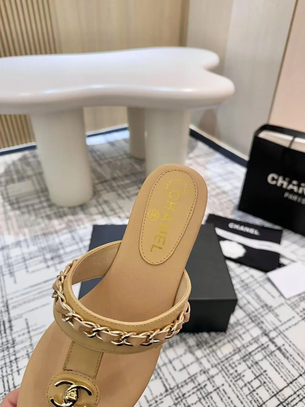 CC 2026 Thong Sandals Calfskin Chain 790087